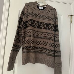 Old Navy Holiday Sweater L